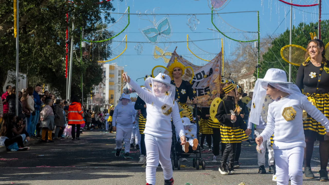 Carnaval dos Pequenitos 2026 animou a comunidade educativa