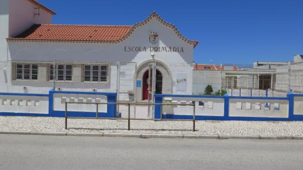 Escola Básica e Jardim de Infância de Porto Covo