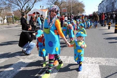 Carnaval dos pequeninos 1 1 640 2500